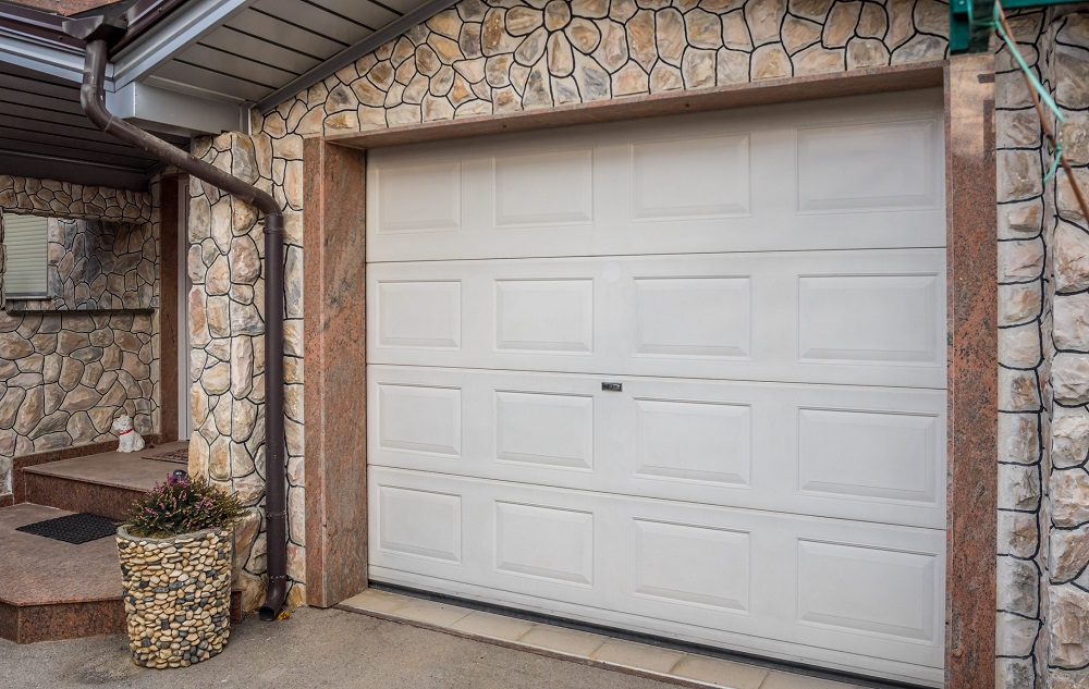 Discover a Few of the Advantages of Steel Garage Doors